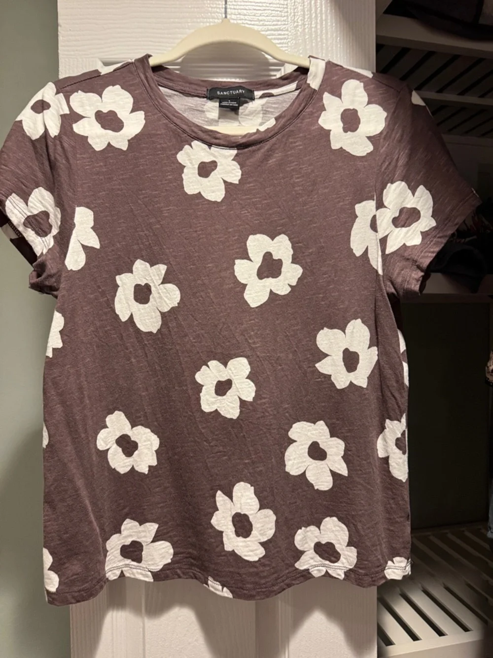 Anthropologie Sanctuary The Perfect Tee in Purple Print size Large excellent - Picture 3 of 6